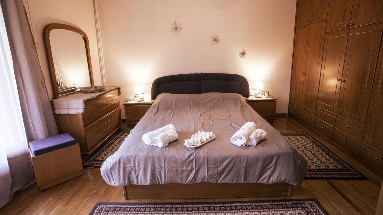 Georgia'S Guesthouse Kastoria Esterno foto
