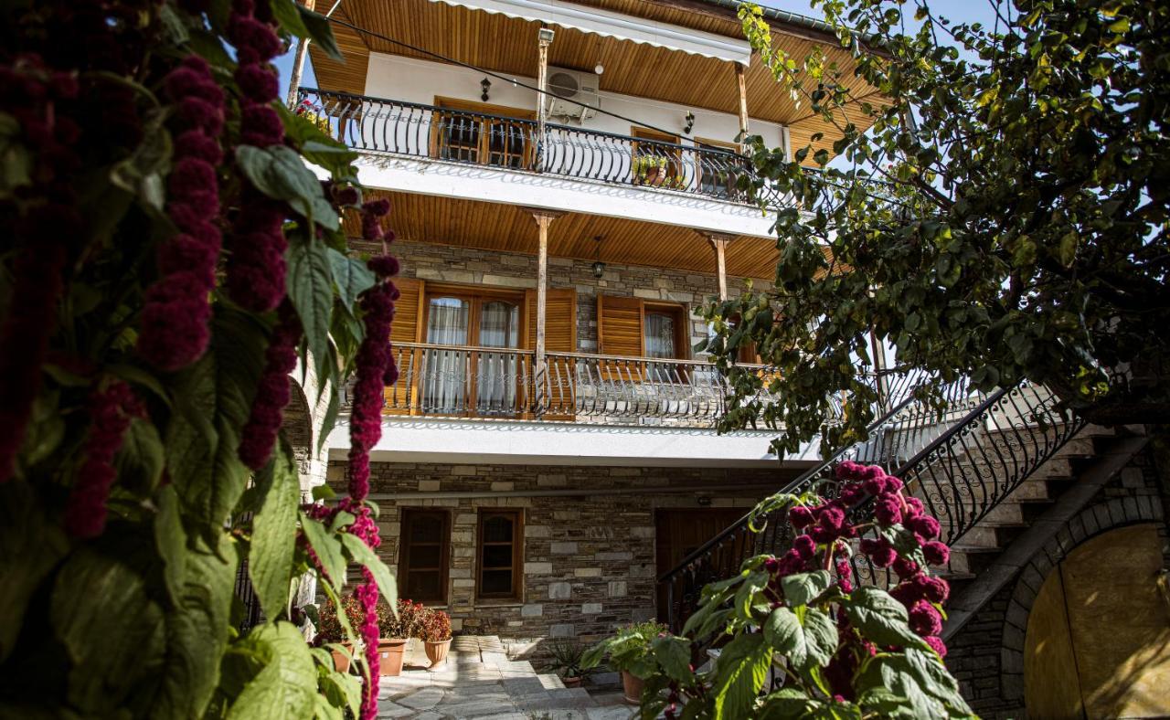 Georgia'S Guesthouse Kastoria Esterno foto